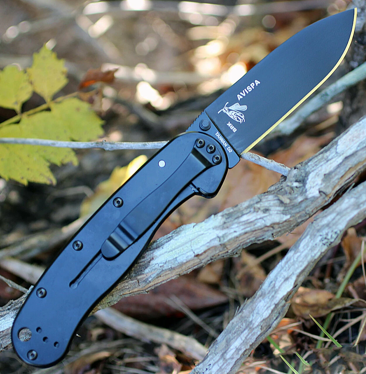 Cheapest 👍 BRK Avispa Folder, Carbon Fiber / G10 handles, Black EDP Coated D2 Steel, Plain Edge, Design by Esee Knives, 💯 2 Cheapest 👍 BRK Avispa Folder, Carbon Fiber / G10 handles, Black EDP Coated D2 Steel, Plain Edge, Design by Esee Knives, 💯 - Image 2