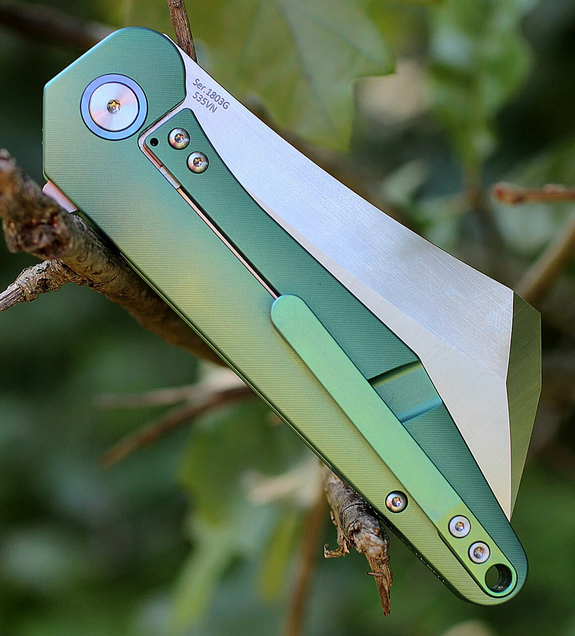 Brand new 🔥 Artisan Cutlery Artisan Osprey ATZ1803GGNS, 3.74" S35VN Plain Blade, Green TC4 Titanium Handle 🔔 1 Brand new 🔥 Artisan Cutlery Artisan Osprey ATZ1803GGNS, 3.74" S35VN Plain Blade, Green TC4 Titanium Handle 🔔