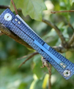 Brand new 🔔 Artisan Cutlery Artisan ATZ1805GBUM S Waistline, 4" M390 Plain Blade, Blue Titanium Handle 🎉 -Automatic Knives shop 1805gbum.2 99100.1566585998