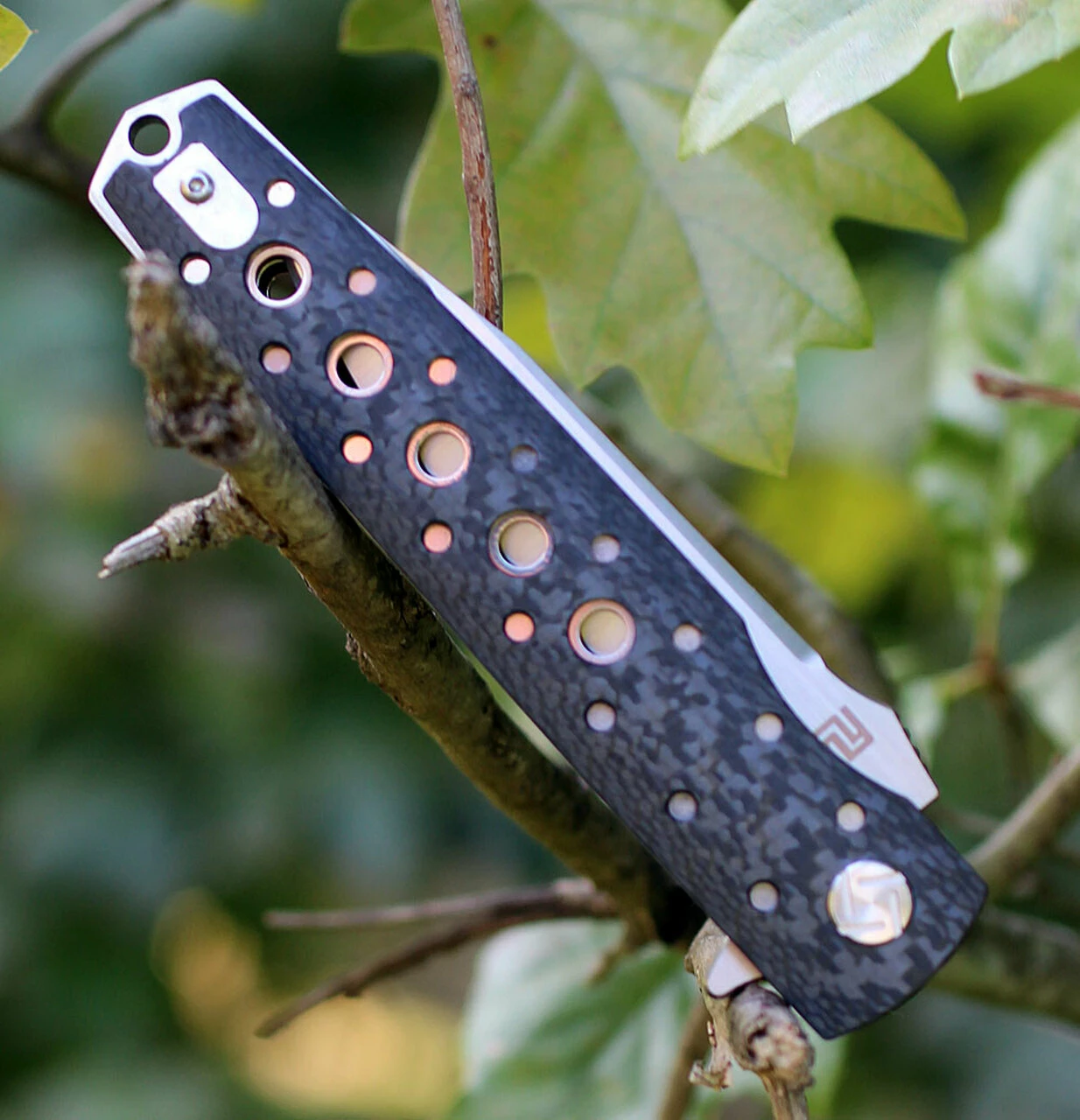 Brand new 😀 Artisan Cutlery Artisan ATZ1807GCFM Virginia, 3.94" M390 Plain Blade, Carbon Fiber Handle 🎁 3 Brand new 😀 Artisan Cutlery Artisan ATZ1807GCFM Virginia, 3.94" M390 Plain Blade, Carbon Fiber Handle 🎁 - Image 3