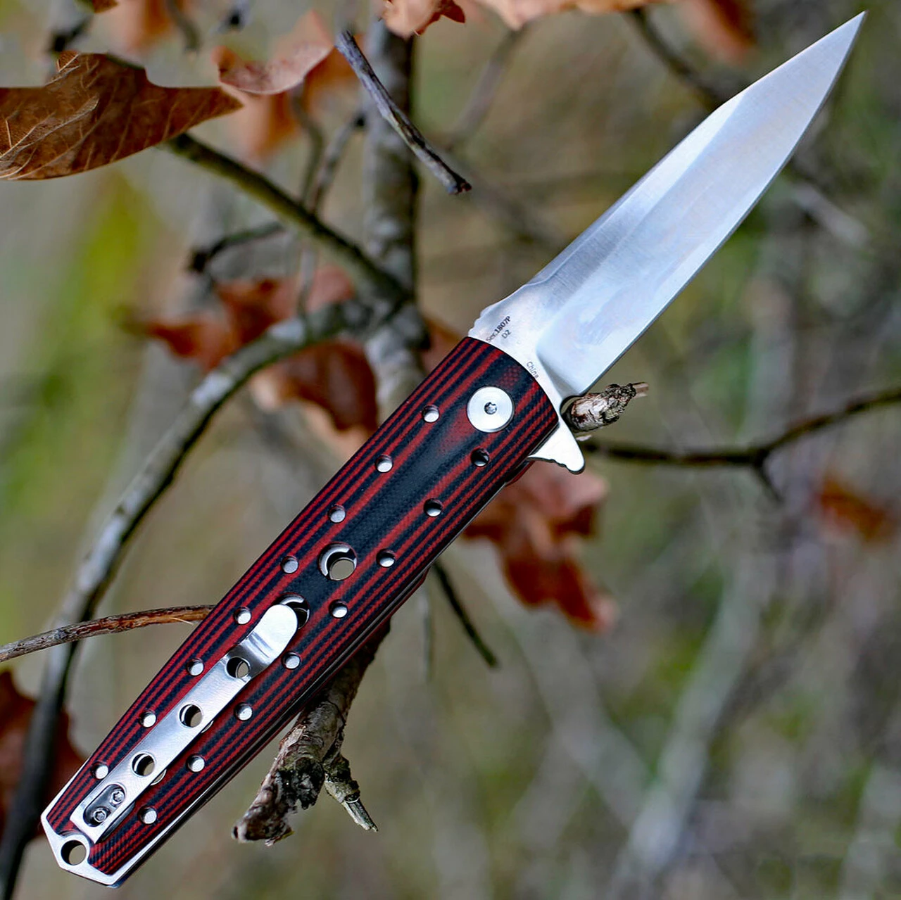 Outlet ⌛ Artisan Cutlery Artisan Virginia ATZ1807PBR, 3.94" D2 Plain Blade, Curved Red/Black G-10 Handle 💯 2 Outlet ⌛ Artisan Cutlery Artisan Virginia ATZ1807PBR, 3.94" D2 Plain Blade, Curved Red/Black G-10 Handle 💯 - Image 2