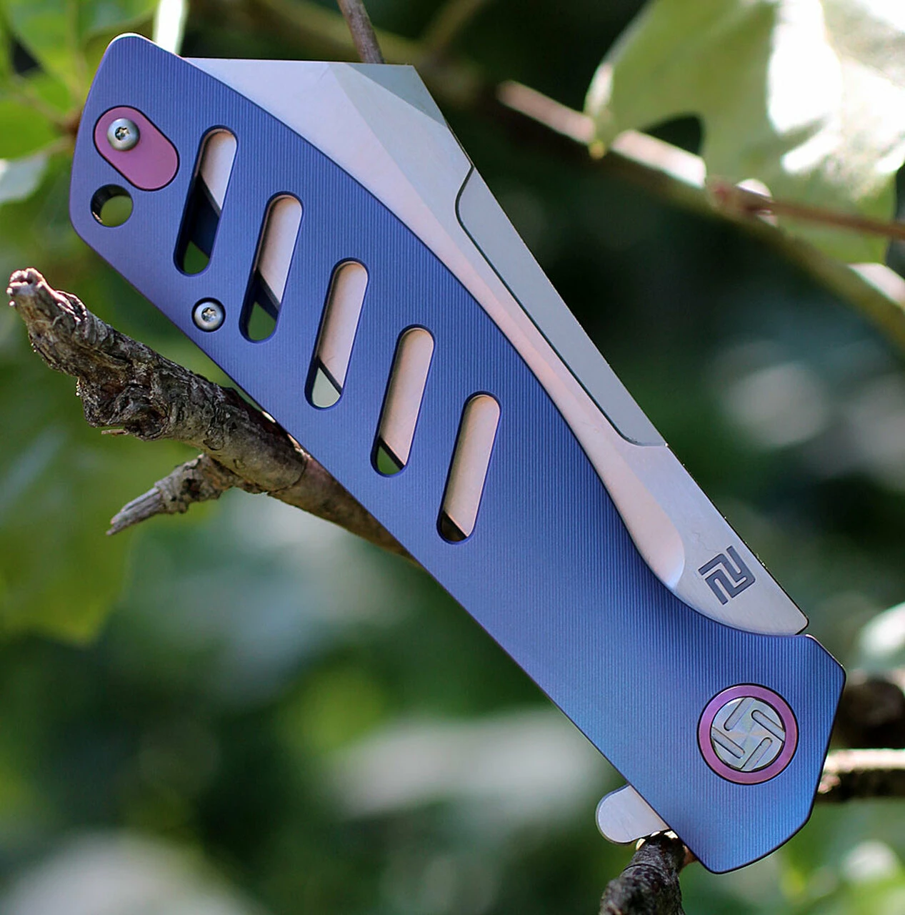 Cheapest 🎁 Artisan Cutlery Artisan Tomahawk ATZ1815GBUS, 3.75" S35VN Plain Blade, Blue Titanium Handle ⭐ 2 Cheapest 🎁 Artisan Cutlery Artisan Tomahawk ATZ1815GBUS, 3.75" S35VN Plain Blade, Blue Titanium Handle ⭐ - Image 2