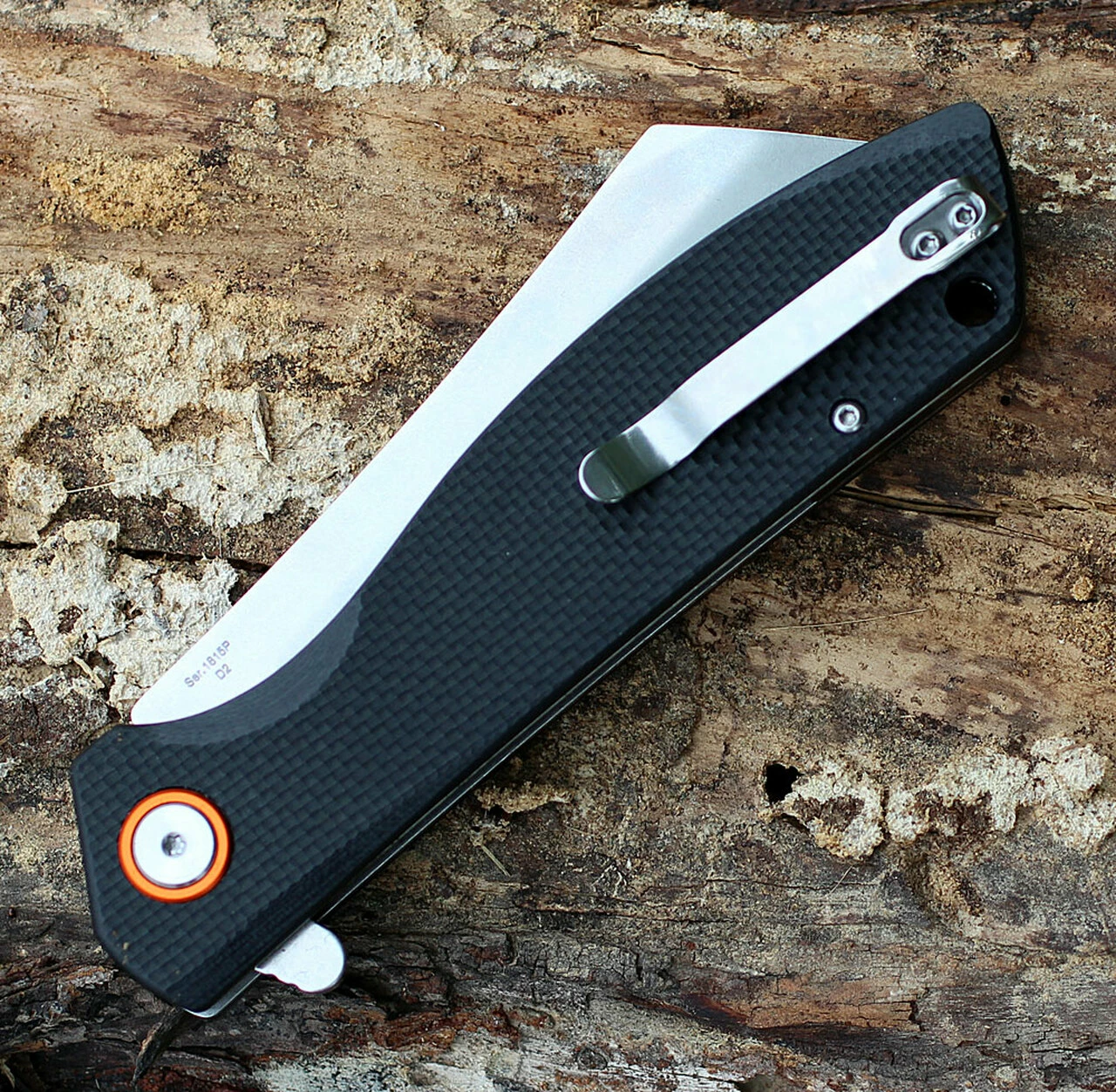 Flash Sale โ Artisan Cutlery Artisan Tomahawk ATZ1815PBKF, 3.75" D2 Plain Blade, Flat Black G-10 Handle ๐งจ 3 Flash Sale โ Artisan Cutlery Artisan Tomahawk ATZ1815PBKF, 3.75" D2 Plain Blade, Flat Black G-10 Handle ๐งจ - Image 3