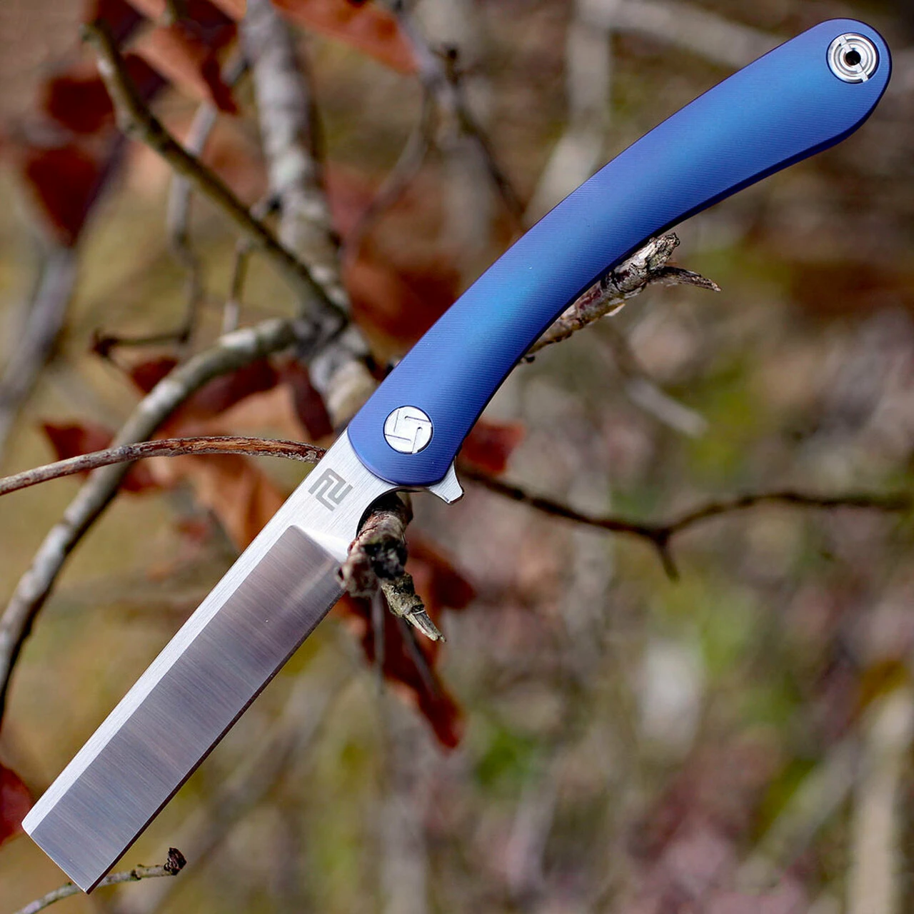 Promo 🎉 Artisan Cutlery Artisan Orthodox ATZ1817GBUM, 3.75" M390 Satin Blade, Blue Titanium Handle 💯 1 Promo 🎉 Artisan Cutlery Artisan Orthodox ATZ1817GBUM, 3.75" M390 Satin Blade, Blue Titanium Handle 💯