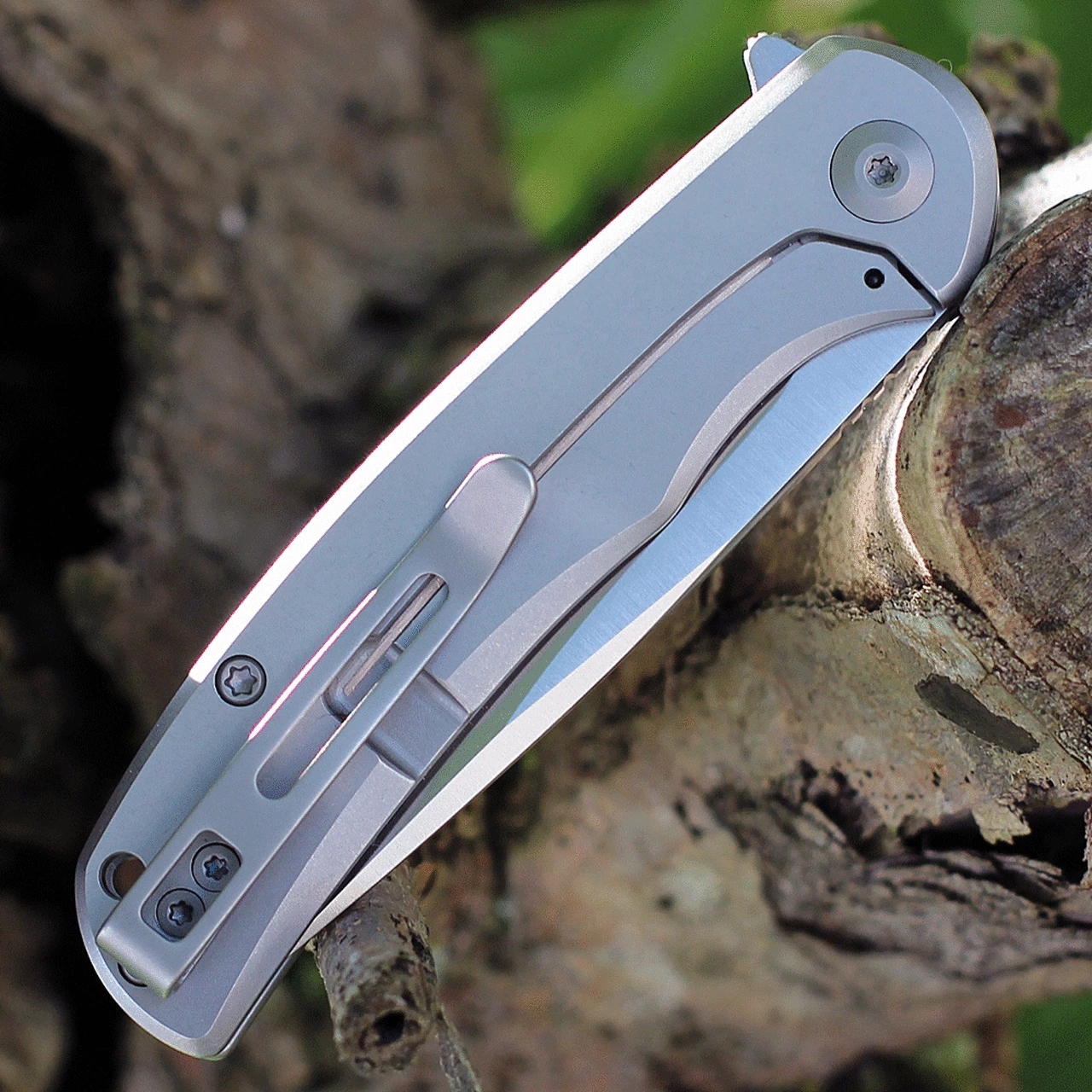 Deals 🔥 CIVIVI Knives CIVIVI NOx C2110A, 2.97" Nitro-V Satin Plain Blade, Gray Stainless Steel Handle ⌛ 4 Deals 🔥 CIVIVI Knives CIVIVI NOx C2110A, 2.97" Nitro-V Satin Plain Blade, Gray Stainless Steel Handle ⌛ - Image 4