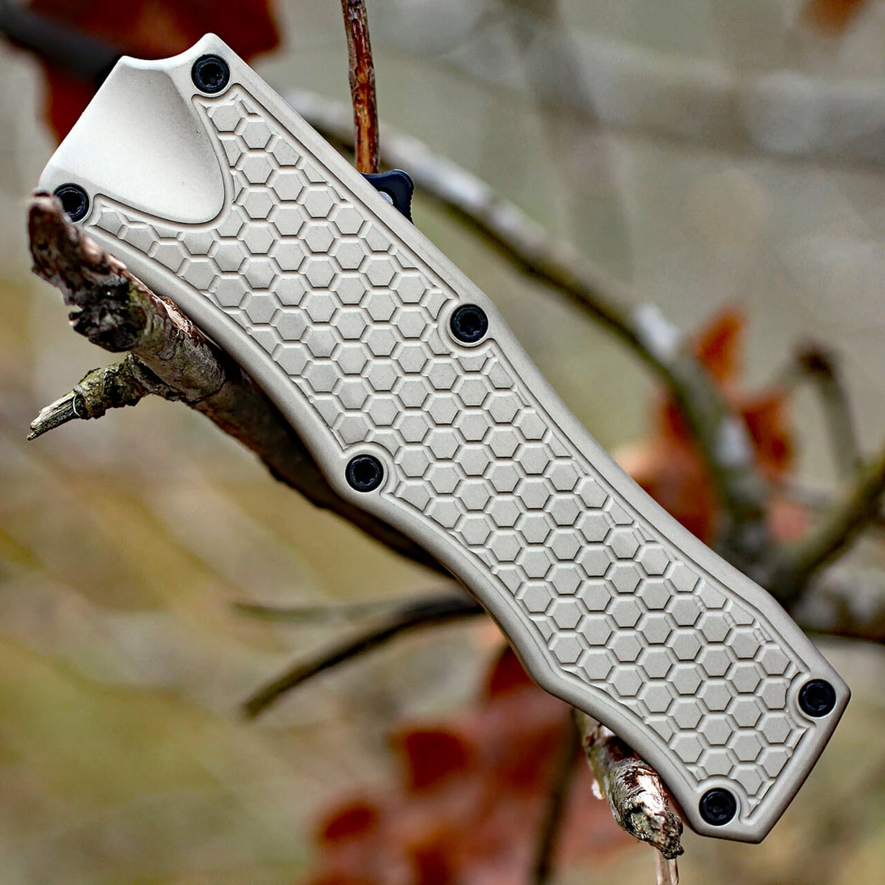 Coupon 🤩 Hogue 34005 OTF, 3.5" CPM154 Tanto Plain Blade, Matte Desert Sand Aluminum Handle 🎁 3 Coupon 🤩 Hogue 34005 OTF, 3.5" CPM154 Tanto Plain Blade, Matte Desert Sand Aluminum Handle 🎁 - Image 3