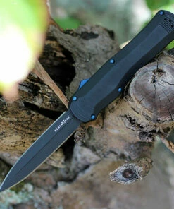 Cheap ❤️ Benchmade Knives Benchmade 3400BK Autocrat, 3.71" CPM-S30V Black Blade, Black G-10 Handle 😍