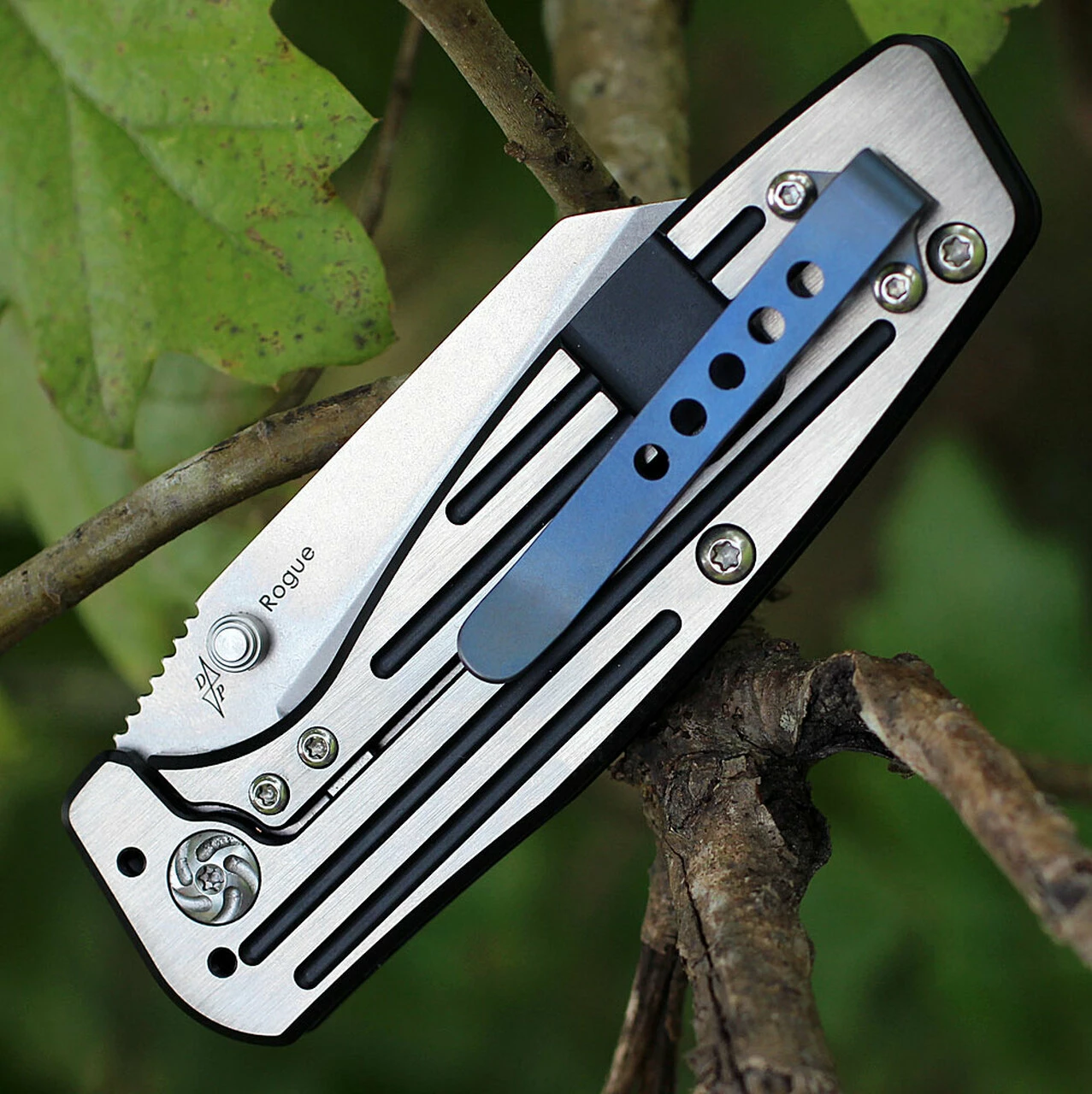 Budget 🎉 Kizer Cutlery Kizer 3480 Rogue Framelock, 3" CPM-S35VN Wharncliffe Blade, Titanium Handles 👏 3 Budget 🎉 Kizer Cutlery Kizer 3480 Rogue Framelock, 3" CPM-S35VN Wharncliffe Blade, Titanium Handles 👏 - Image 3