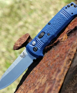 Coupon ⌛ Benchmade Knives Benchmade 4400-1 CASBAH Auto, 3.4 in CPM-S30V Plain Blade, Blue textured Grivory Handles 🎁