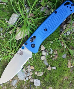 Buy 👍 Benchmade Knives Benchmade Bugout 535S, 3.24" CPM-S30V Serrated Blade, Blue Grivory Handle ✔️