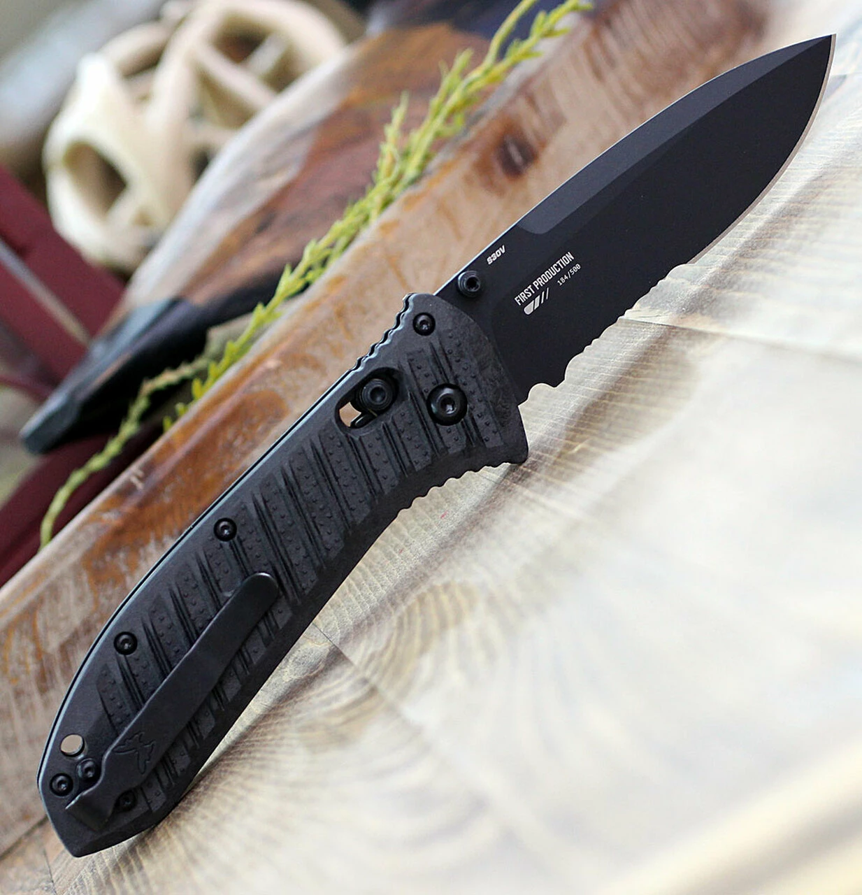 Coupon 👏 Benchmade Knives Benchmade 570SBK-1 Presidio II, 3.72" CPM-S30V Black Combo Blade, CF-Elite Handle 🌟 2 Coupon 👏 Benchmade Knives Benchmade 570SBK-1 Presidio II, 3.72" CPM-S30V Black Combo Blade, CF-Elite Handle 🌟 - Image 2