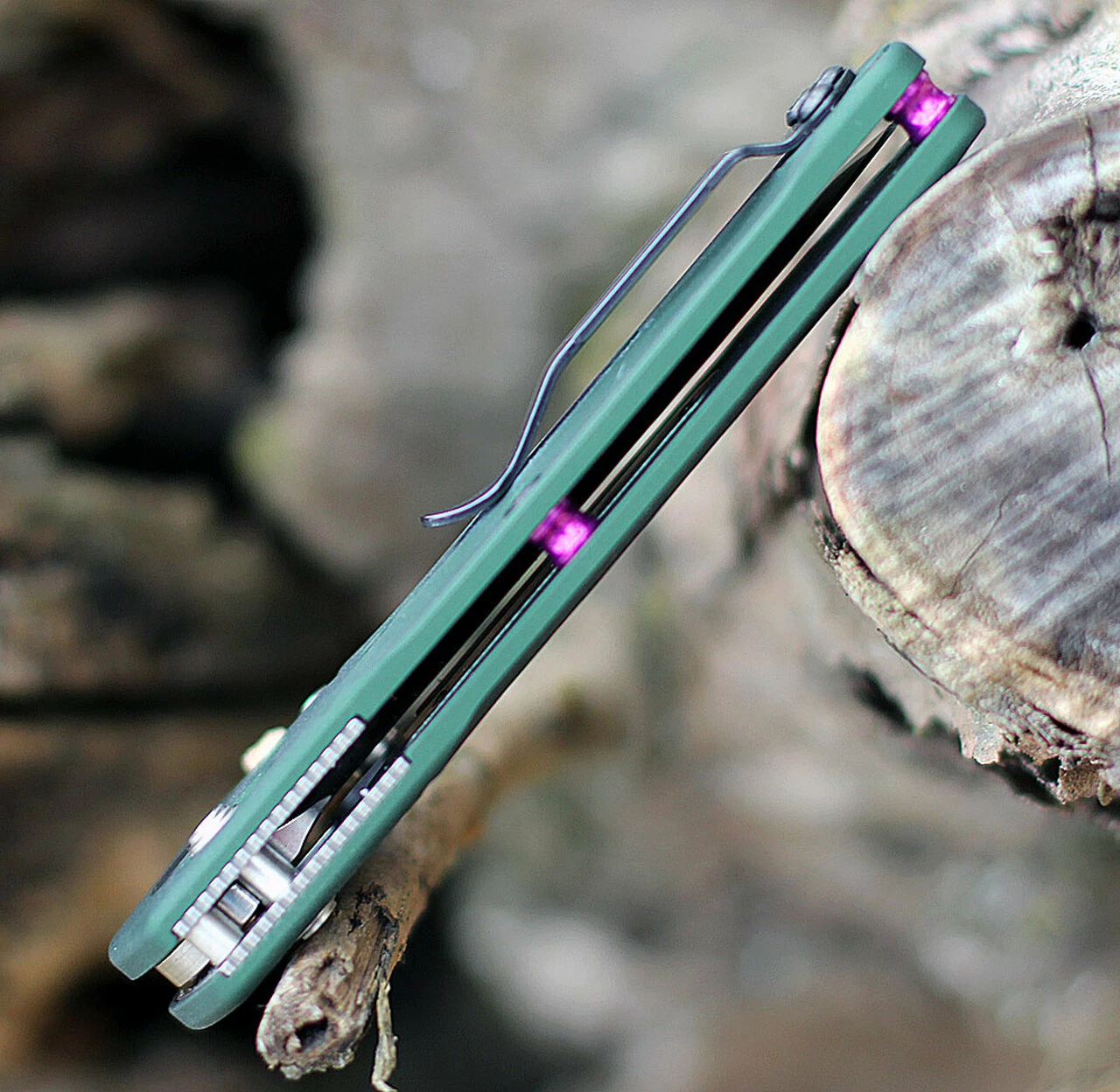 Wholesale ✔️ Benchmade Knives Benchmade 945 Mini Osborne, 2.92" CPM-S30V Satin Plain Blade, Green Aluminum Handle ⭐ 3 Wholesale ✔️ Benchmade Knives Benchmade 945 Mini Osborne, 2.92" CPM-S30V Satin Plain Blade, Green Aluminum Handle ⭐ - Image 3