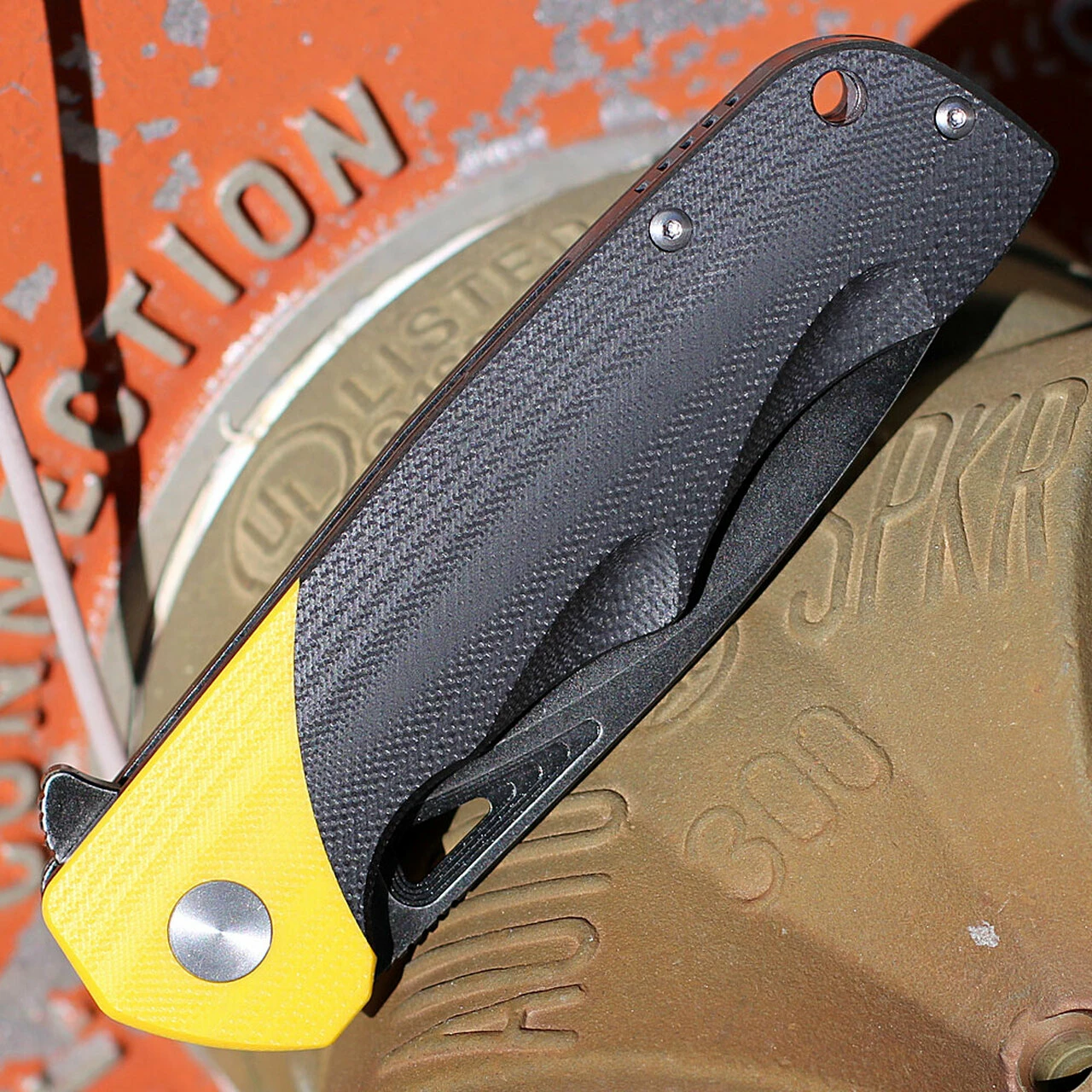 New 😍 Bestech Airstream - Blk / Yellow G10 (3.9" D2 Blk SW Drop Point) BG47B 👍 3 New 😍 Bestech Airstream - Blk / Yellow G10 (3.9" D2 Blk SW Drop Point) BG47B 👍 - Image 3