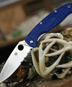 Top 10 👍 Spyderco Knives Spyderco Resilience Lightweight - Blue FRN (4.25" CPM-S35VN Satin ComboEdge) C142PSBL 🔔