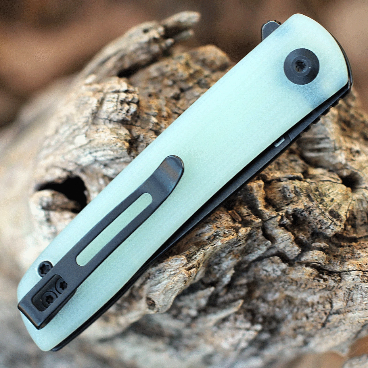 Deals 👏 CIVIVI Knives CIVIVI Bo Front Flipper - Jade G-10 (3" Nitro-V Blk SW) C20009B-4 🌟 4 Deals 👏 CIVIVI Knives CIVIVI Bo Front Flipper - Jade G-10 (3" Nitro-V Blk SW) C20009B-4 🌟 - Image 4