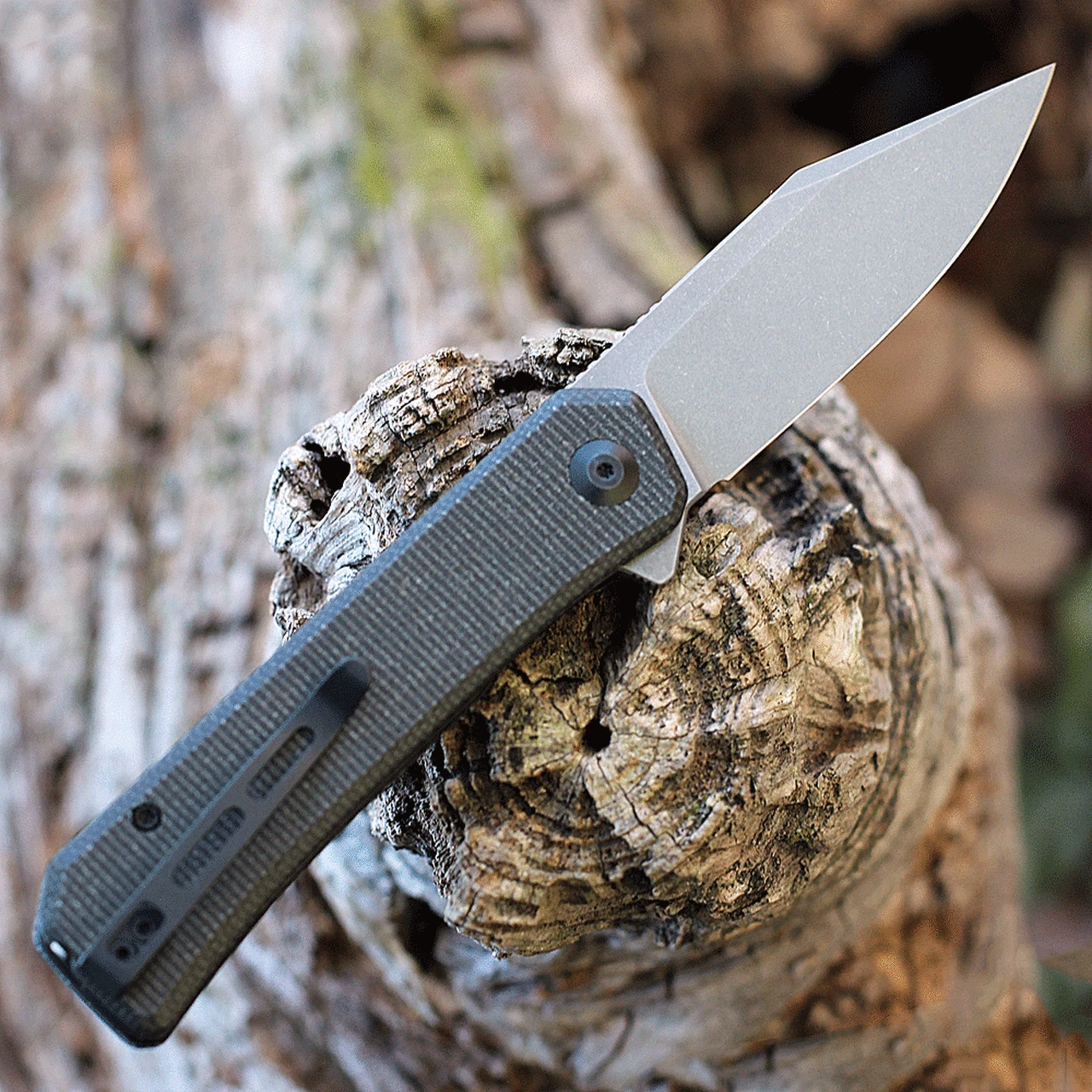 Budget 👍 CIVIVI Knives CIVIVI Relic Flipper w/Tweezers - Green Micarta (3.5" SW Nitro-V) C20077B-3 🎁 2 Budget 👍 CIVIVI Knives CIVIVI Relic Flipper w/Tweezers - Green Micarta (3.5" SW Nitro-V) C20077B-3 🎁 - Image 2