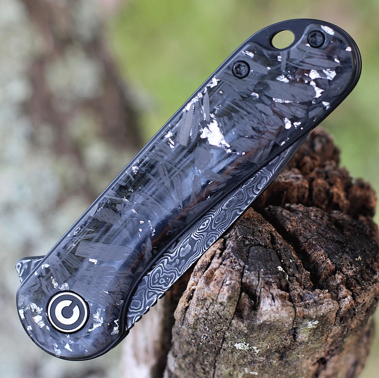 Hot Sale ❤️ CIVIVI Knives CIVIVI Elementum - Contoured CF/Silvery (2.96" Dam.) C907C-DS2 🔥 3 Hot Sale ❤️ CIVIVI Knives CIVIVI Elementum - Contoured CF/Silvery (2.96" Dam.) C907C-DS2 🔥 - Image 3