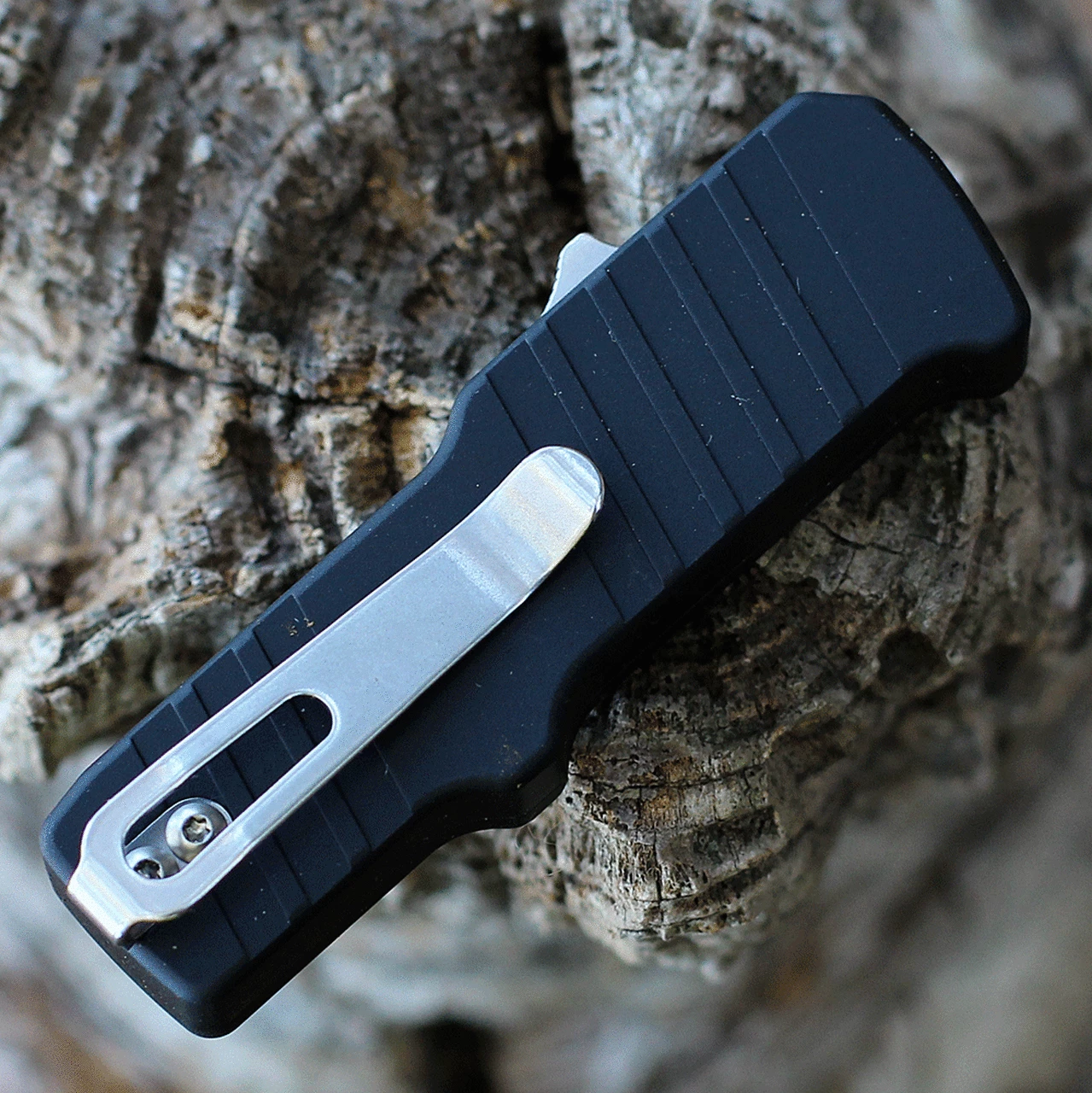 Brand new 🔥 HK Knives HK Micro Incursion OTF Automatic - Blk Alum. ( 1.9" 154CM SW) 54030 ⌛ 4 Brand new 🔥 HK Knives HK Micro Incursion OTF Automatic - Blk Alum. ( 1.9" 154CM SW) 54030 ⌛ - Image 4