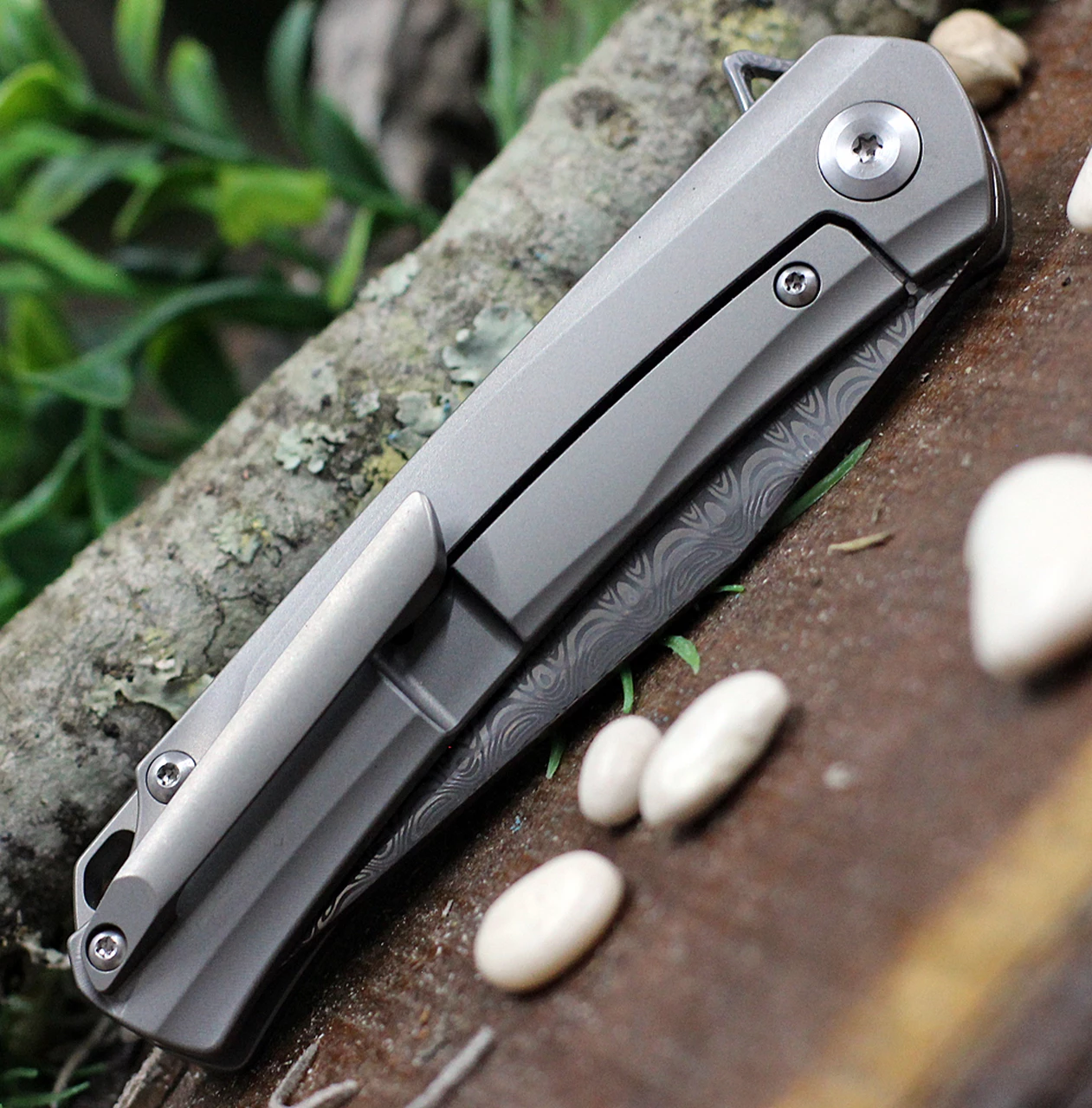 Outlet ❤️ Kansept Knives K2003A4 Gremlin, 2.91" Damasteel Stonewashed Plain Blade, Titanium/Carbon Fiber Handle ❤️ 4 Outlet ❤️ Kansept Knives K2003A4 Gremlin, 2.91" Damasteel Stonewashed Plain Blade, Titanium/Carbon Fiber Handle ❤️ - Image 4