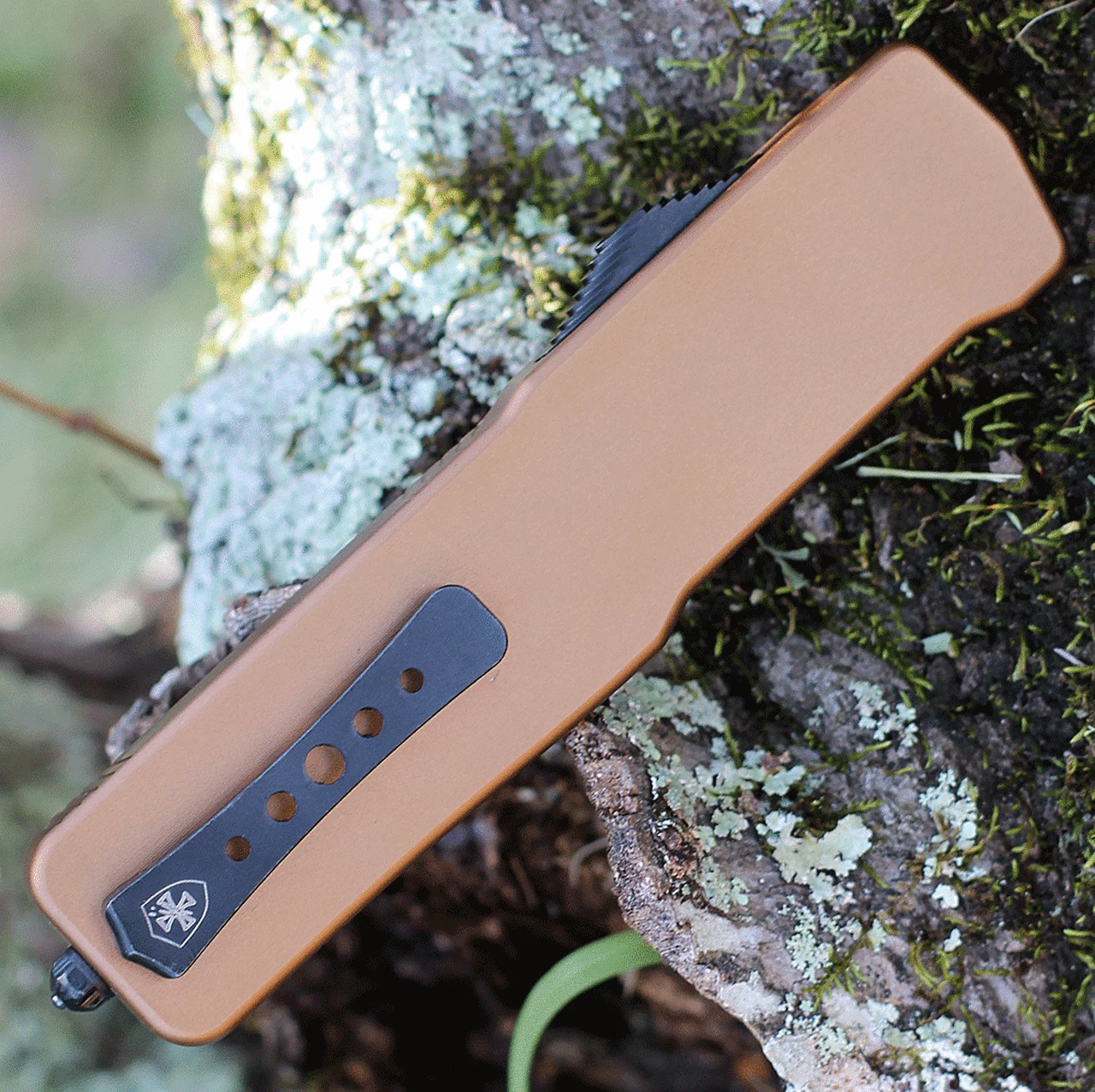 Hot Sale 💯 Templar Knife Co. Templar Premium Lightweight Large OTF -Alum. Bronze (3.55" D2 Blk Tanto) LA-AB-22-1 👏 4 Hot Sale 💯 Templar Knife Co. Templar Premium Lightweight Large OTF -Alum. Bronze (3.55" D2 Blk Tanto) LA-AB-22-1 👏 - Image 4