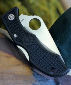 Deals ⭐ Spyderco Knives Spyderco Ladybug 3 Black FRN LBKP3, 1.938" VG-10 Plain Blade 🎉 -Automatic Knives shop LBKP3.2 82658.1577826336
