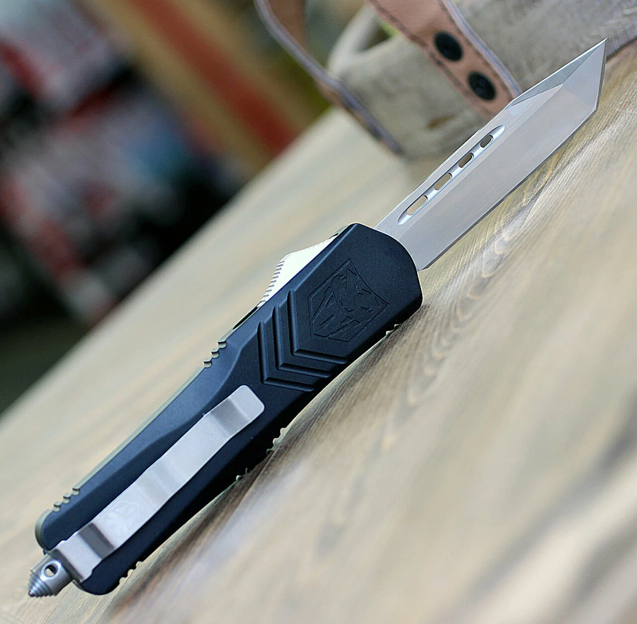 Deals 🛒 CobraTec Knives LBLKFS-XLTNS Large FS-X Black, 3.50" D2 Steel Tanto Blade, Anodized Aviation Aluminum Handle 🤩 2 Deals 🛒 CobraTec Knives LBLKFS-XLTNS Large FS-X Black, 3.50" D2 Steel Tanto Blade, Anodized Aviation Aluminum Handle 🤩 - Image 2