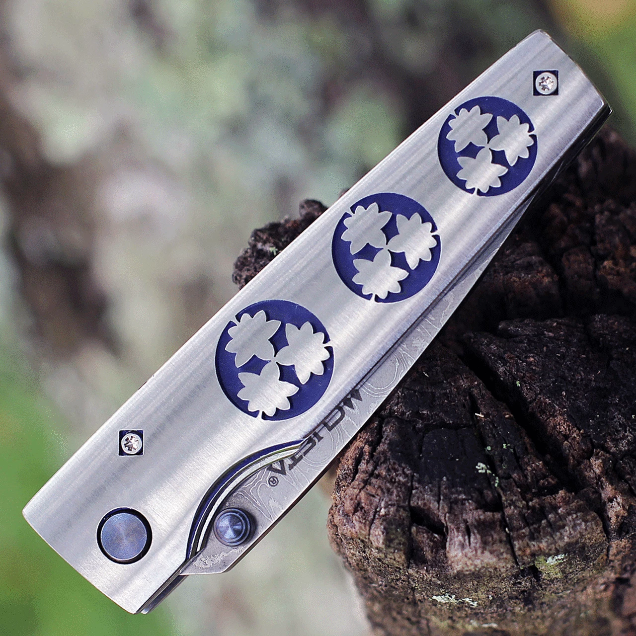 Deals 😍 Mcusta Kamon Kaede MC-0096D, 2.875 Damascus Blade, Decorative Handle, Woven Nishijin Pouch 💯 4 Deals 😍 Mcusta Kamon Kaede MC-0096D, 2.875 Damascus Blade, Decorative Handle, Woven Nishijin Pouch 💯 - Image 4