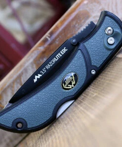 Coupon ✔️ Outdoor Edge RazorLite EDC OERLY50, 3.5" 420J2 SS Replaceable Blade, Gray/Black Grivory Handle 😀 6 Coupon ✔️ Outdoor Edge RazorLite EDC OERLY50, 3.5" 420J2 SS Replaceable Blade, Gray/Black Grivory Handle 😀 -Automatic Knives shop OERLY50.4 39676.1587743120