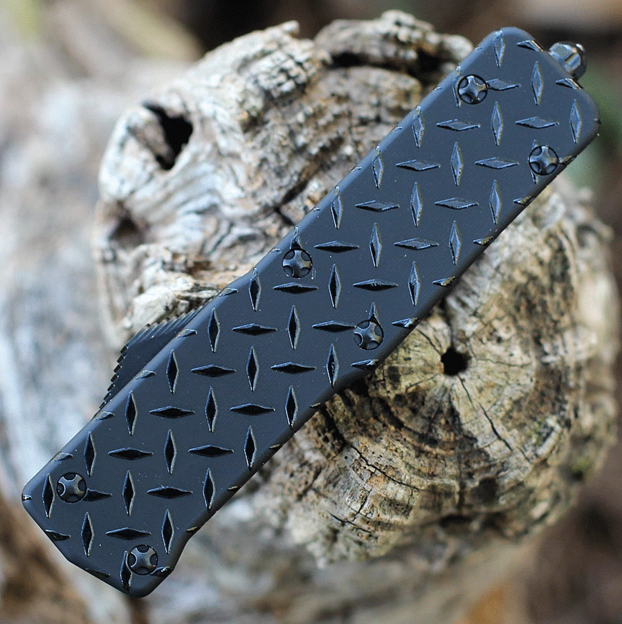 Hot Sale 😍 Templar Knife Co. Templar Premium Lightweight Small OTF- Blk Diamond (3" D2 Blk Tanto) SA-DPG-22-1 👍 3 Hot Sale 😍 Templar Knife Co. Templar Premium Lightweight Small OTF- Blk Diamond (3" D2 Blk Tanto) SA-DPG-22-1 👍 - Image 3