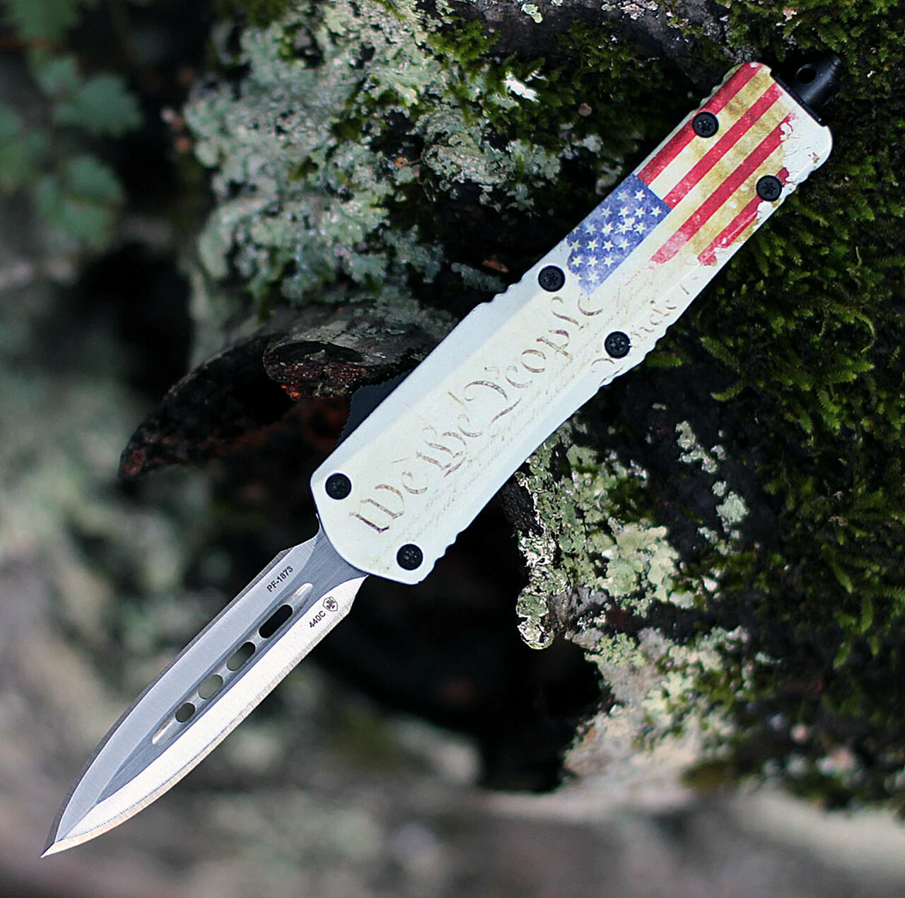Outlet 🧨 Templar Knife Co. Templar Knife Small OTF We The People S-WTP-13-2, 2.75" 440C Satin Dagger Blade, Aluminum Zinc Handle ✔️ 1 Outlet 🧨 Templar Knife Co. Templar Knife Small OTF We The People S-WTP-13-2, 2.75" 440C Satin Dagger Blade, Aluminum Zinc Handle ✔️