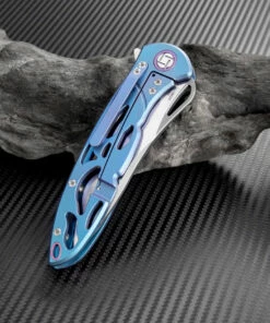 Buy 🤩 Artisan Cutlery Artisan Dragonfly ATZ1801GBUS, 3.94" S35VN Plain Blade, Blue TC4 Titanium Handle 😀 6 Buy 🤩 Artisan Cutlery Artisan Dragonfly ATZ1801GBUS, 3.94" S35VN Plain Blade, Blue TC4 Titanium Handle 😀 -Automatic Knives shop atz1801gbus 2 98276.1566586039