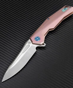 Best Sale 😍 Artisan Cutlery Artisan Zumwalt ATZ1808GREM, 3.78" M390 Plain Blade, Rose Titanium Handle 😍 7 Best Sale 😍 Artisan Cutlery Artisan Zumwalt ATZ1808GREM, 3.78" M390 Plain Blade, Rose Titanium Handle 😍 -Automatic Knives shop atz1808grem 31755.1566585964