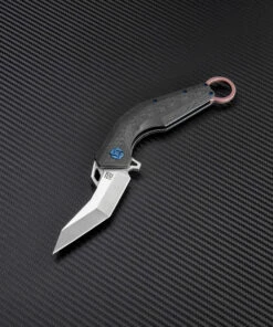 Flash Sale 🤩 Artisan Cutlery Artisan Cobra ATZ1811GRES, 3.15" S35VN Plain Blade, Rose Carbon Fiber Handle ⌛