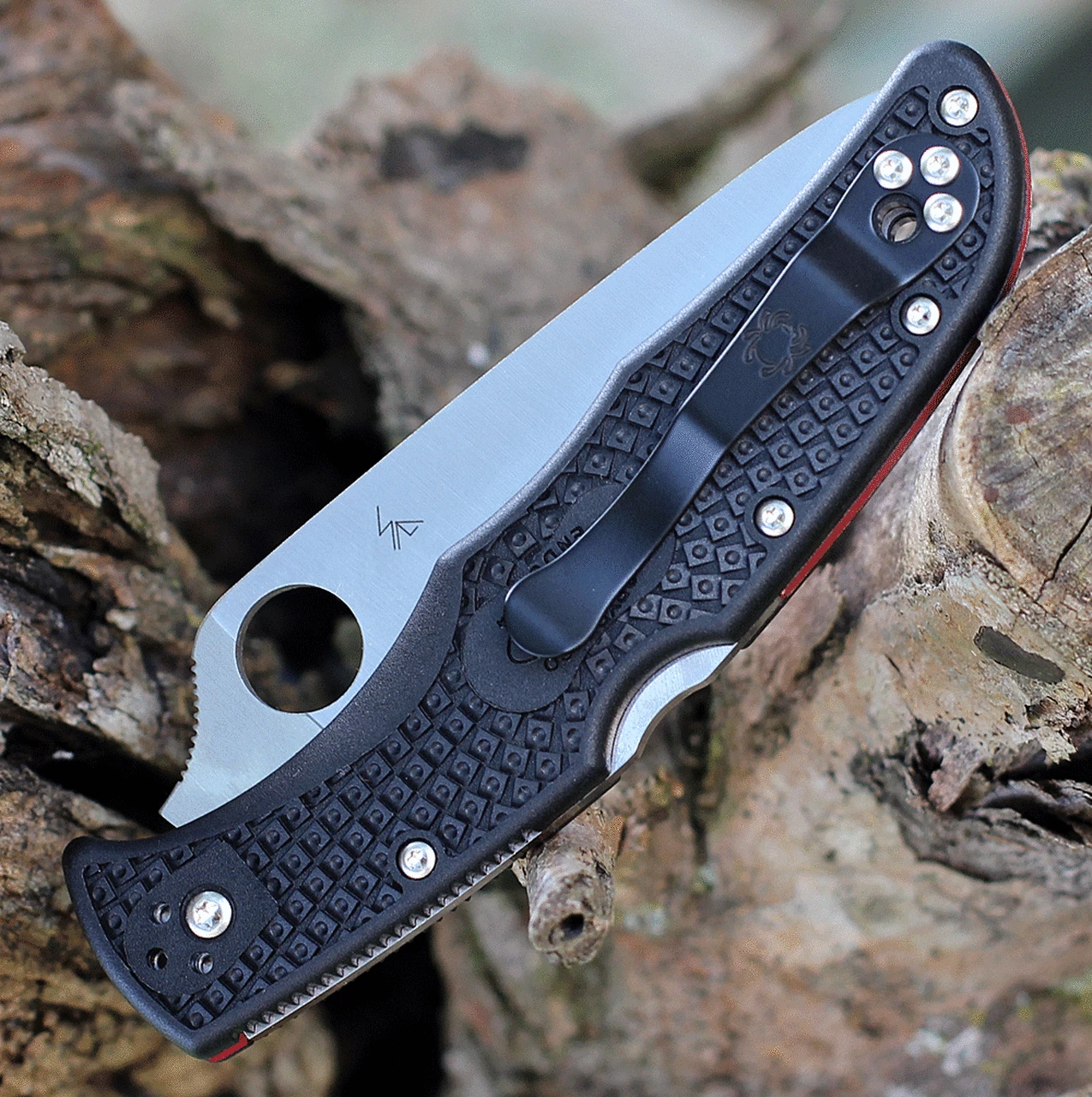 Cheap 😀 Spyderco Knives Spyderco Endura 4 Thin Red Line - Black FRN (3.80" VG-10 Combo) C10FPSBKRD 😍 3 Cheap 😀 Spyderco Knives Spyderco Endura 4 Thin Red Line - Black FRN (3.80" VG-10 Combo) C10FPSBKRD 😍 - Image 3