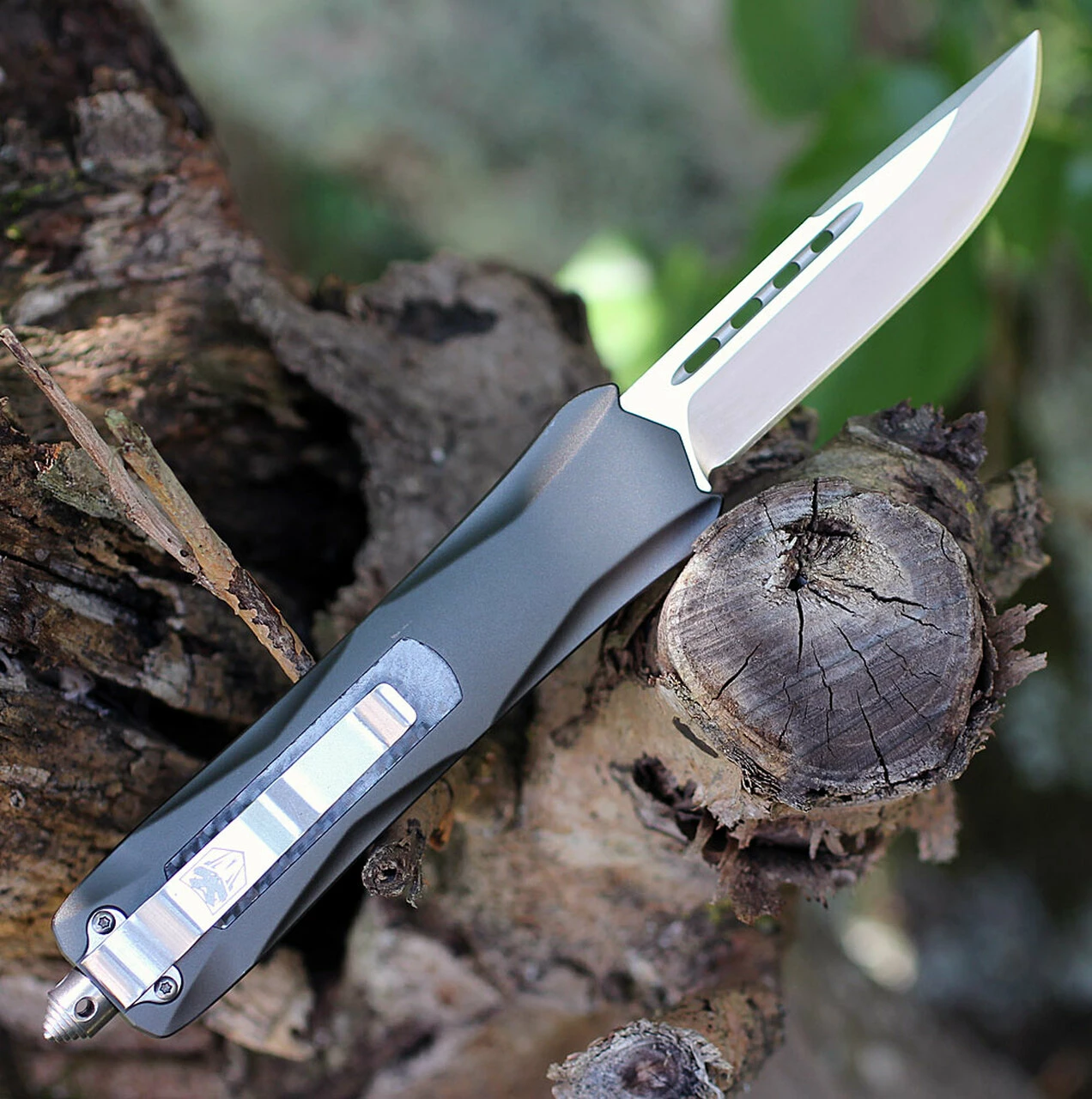 Deals 🔥 CobraTec Knives GYKCDNS Gray King Cobra, 4" D2 Steel Drop Point Blade, Anodized Aviation Aluminum Handle ❤️ 2 Deals 🔥 CobraTec Knives GYKCDNS Gray King Cobra, 4" D2 Steel Drop Point Blade, Anodized Aviation Aluminum Handle ❤️ - Image 2