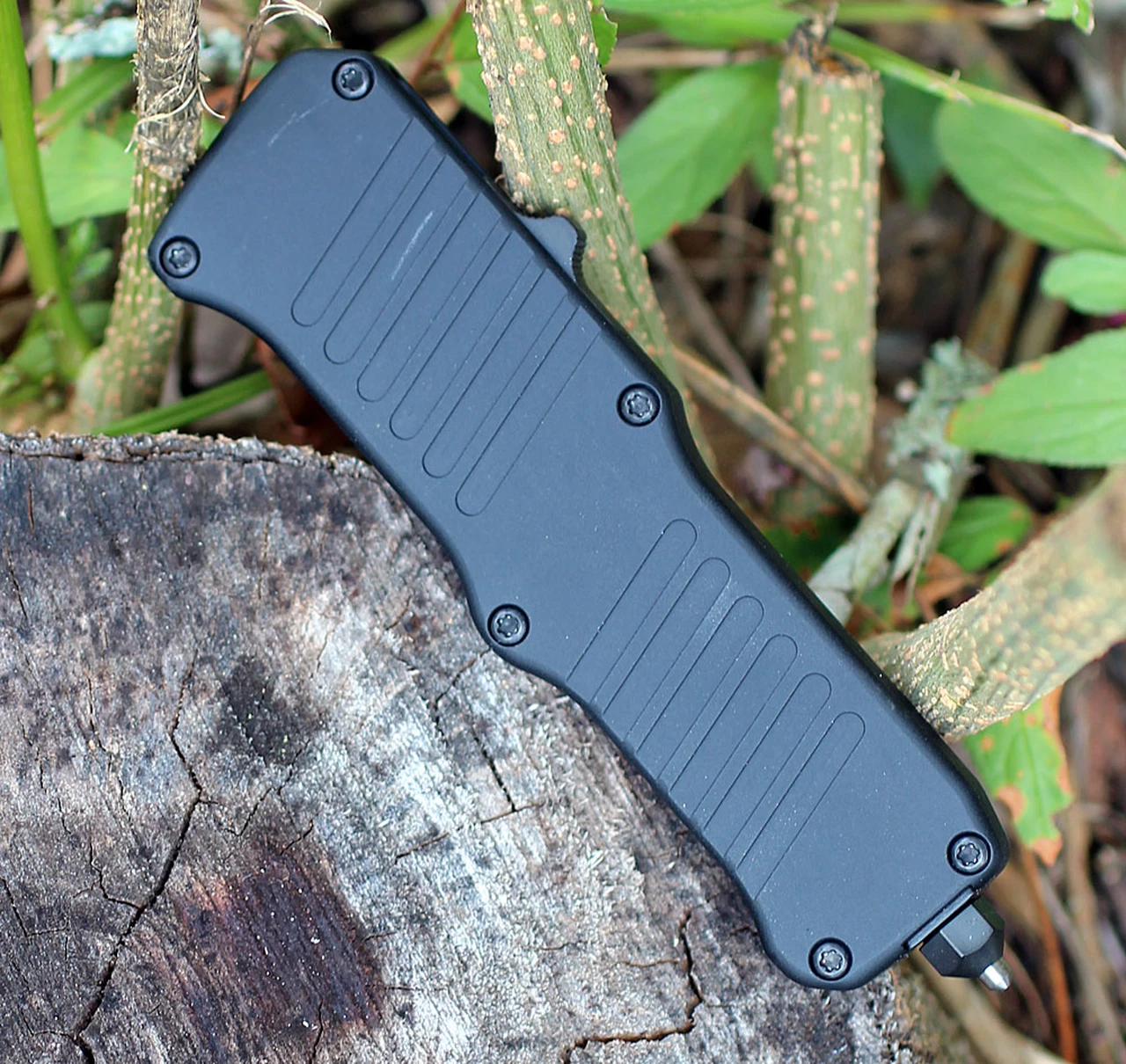 Promo ✔️ HK Knives HK Mini Incursion OTF Automatic: 2.95" Clip Point Black Blade, Matte Black Aluminum Frame ✨ 3 Promo ✔️ HK Knives HK Mini Incursion OTF Automatic: 2.95" Clip Point Black Blade, Matte Black Aluminum Frame ✨ - Image 3