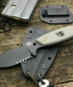 Brand new ✨ DPx HEST Original, Black, Serrated 😍