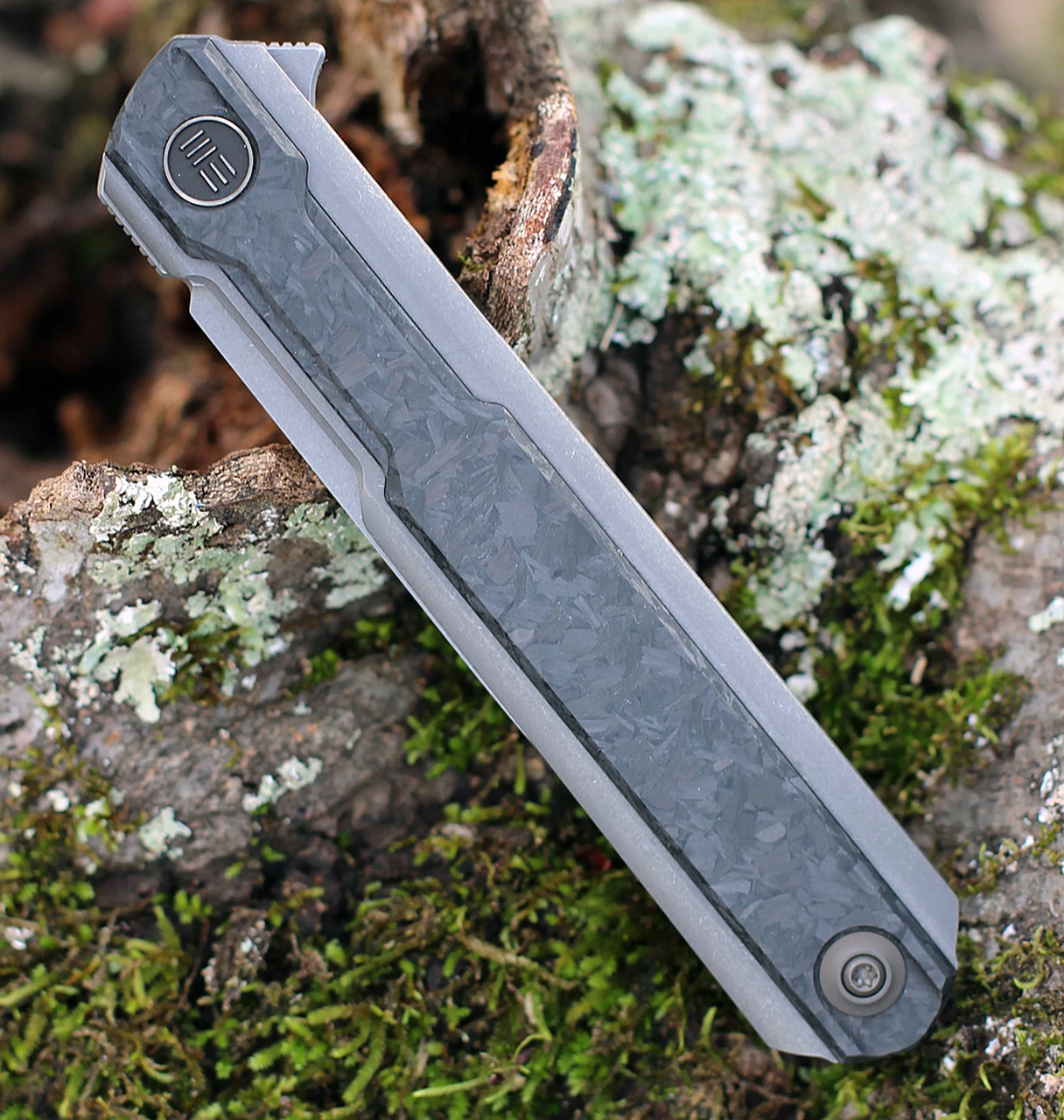 Wholesale 🎉 WE Knife Co. Peer, 2015C, 3.5" CPM 20CV Gray Stonewashed Blade, Titanium Handle with Shredded Carbon Fiber Overlay 🎁 3 Wholesale 🎉 WE Knife Co. Peer, 2015C, 3.5" CPM 20CV Gray Stonewashed Blade, Titanium Handle with Shredded Carbon Fiber Overlay 🎁 - Image 3